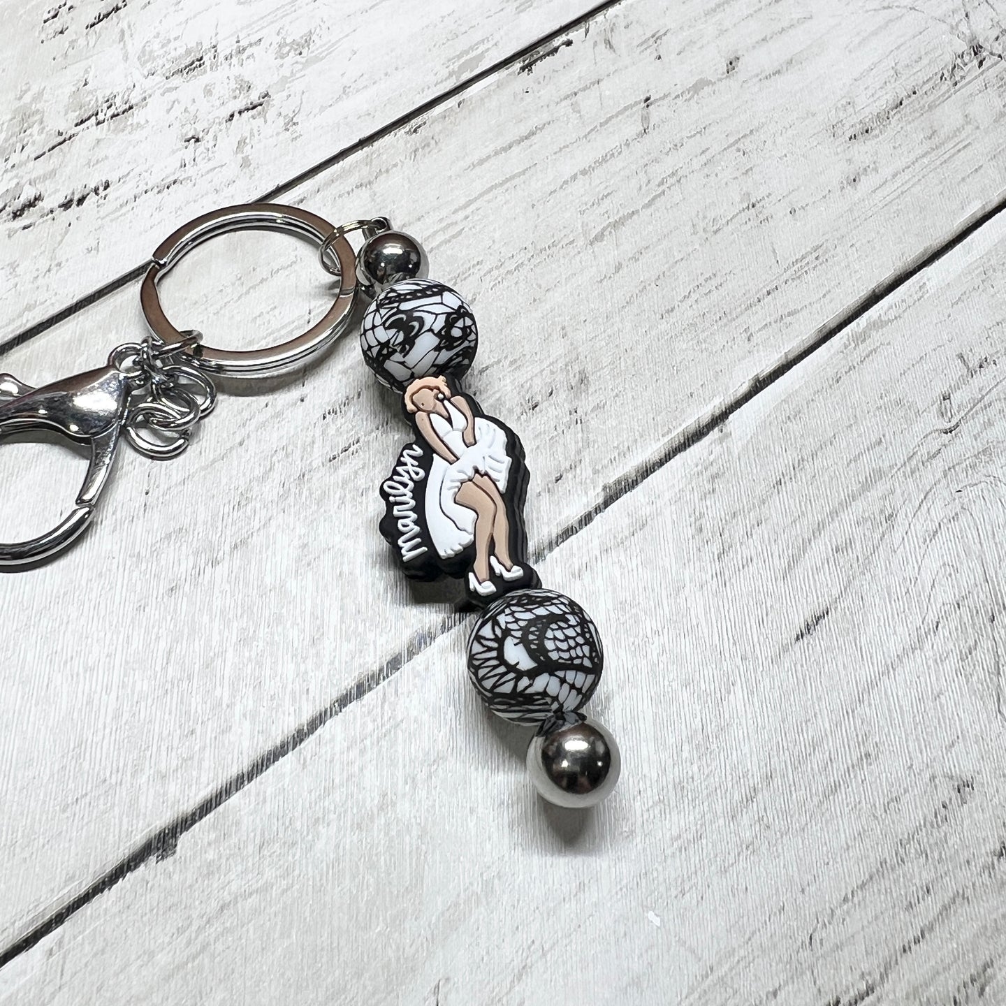Marilyn Lace Silver Keychain Bar
